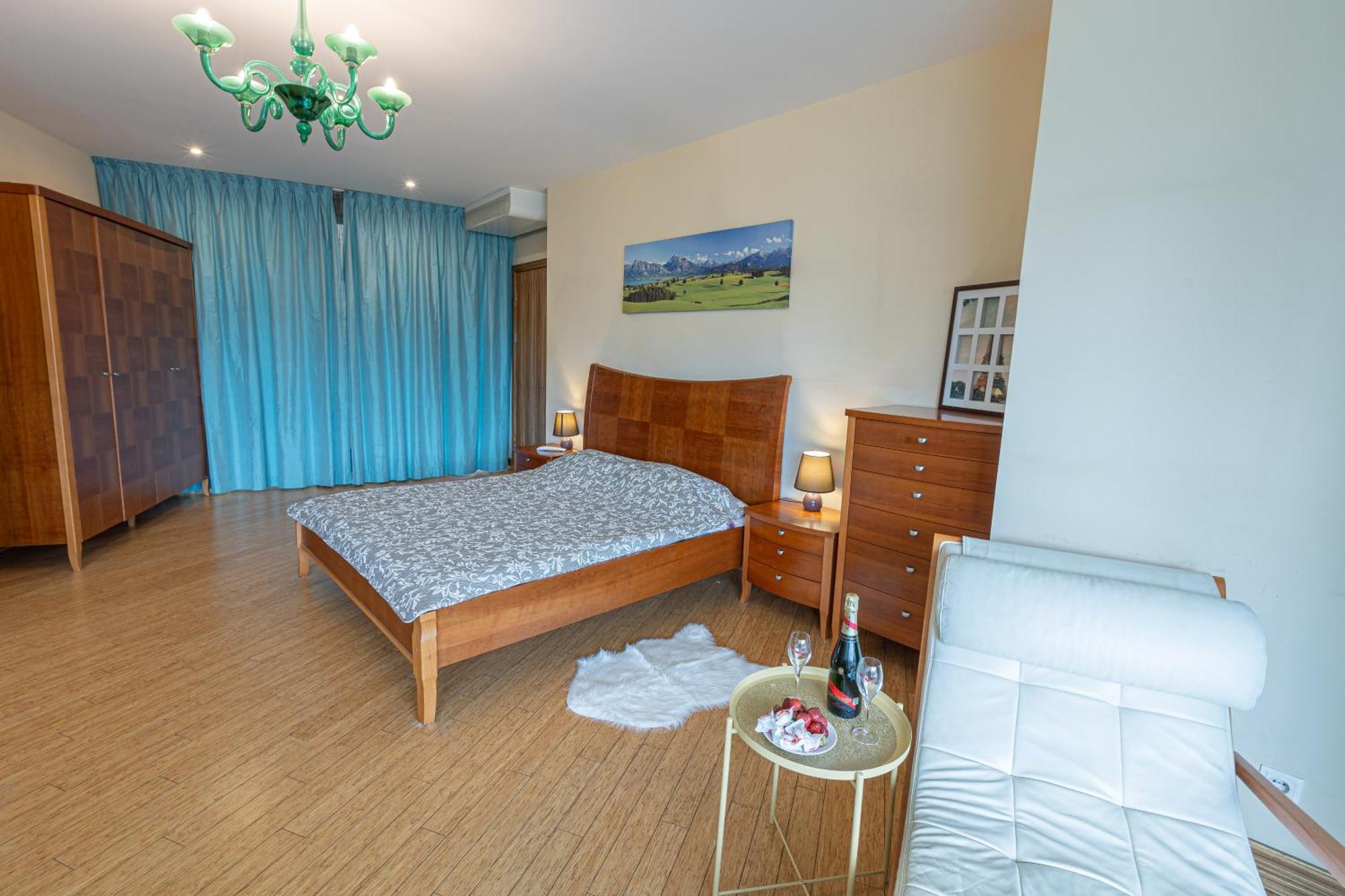 Royal Suites Whith Free Parking Ryga Zewnętrze zdjęcie