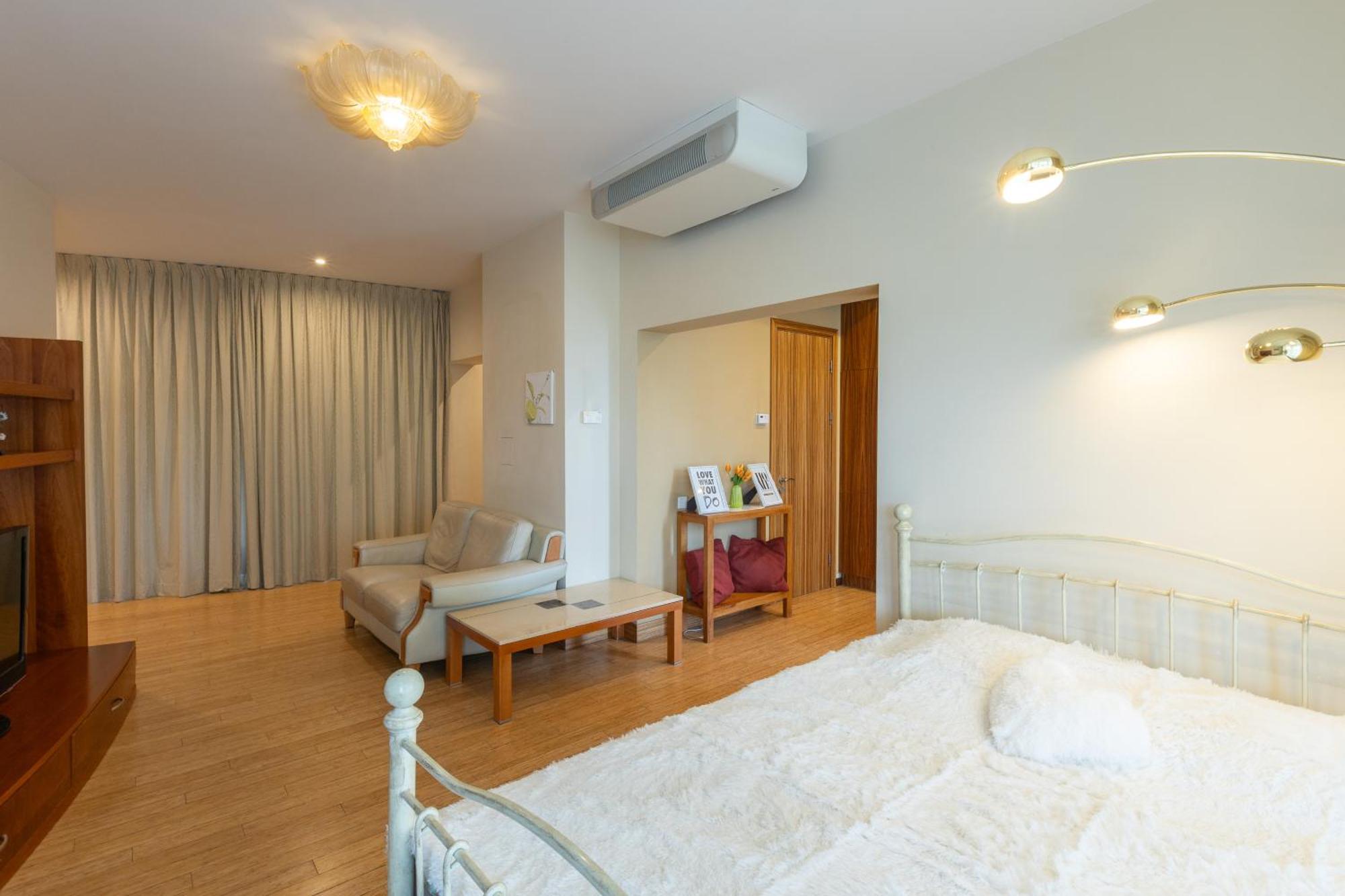 Royal Suites Whith Free Parking Ryga Zewnętrze zdjęcie
