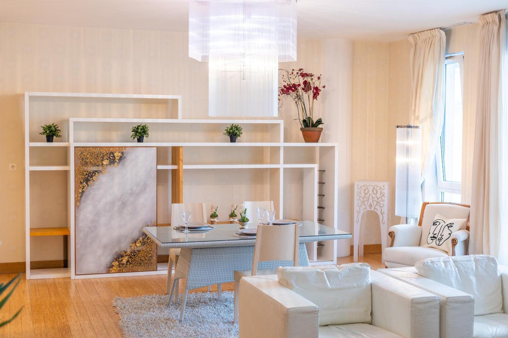Royal Suites Whith Free Parking Ryga Zewnętrze zdjęcie